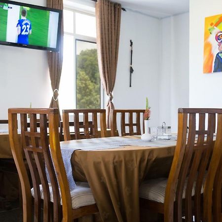 Two Mountains Lodge 아루샤 외부 사진