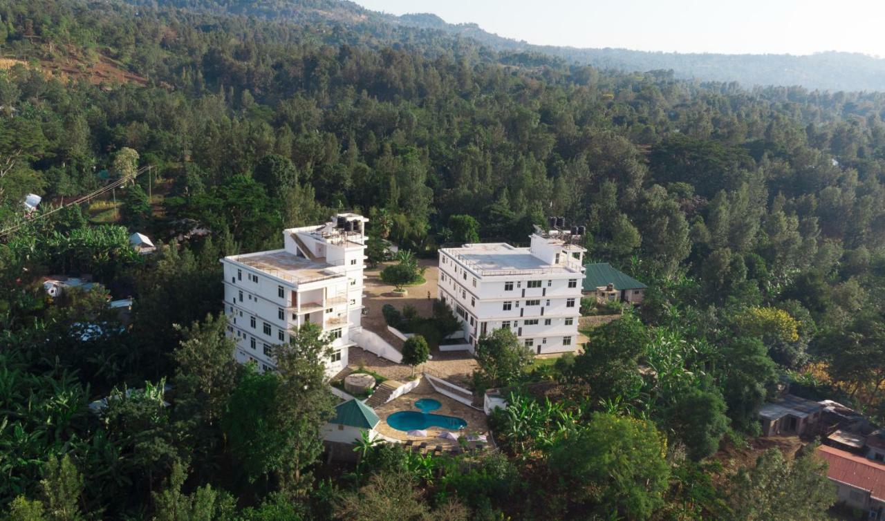 Two Mountains Lodge 아루샤 외부 사진